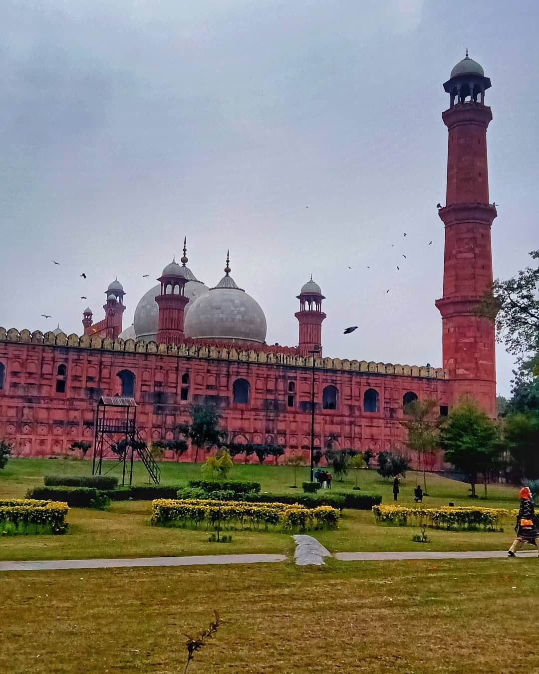 Badshahi — architecture photograph by Muhammad Azeem